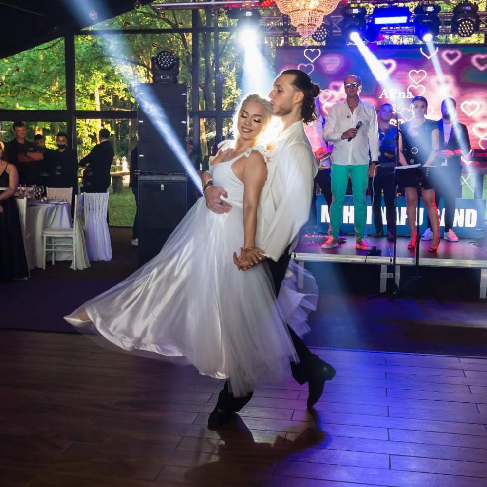 C.M.-2119-scaled-down-website-4x5-960x1200-1